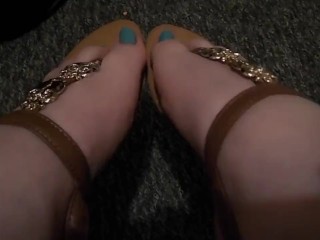 My Owl Sandals And Blue Toes