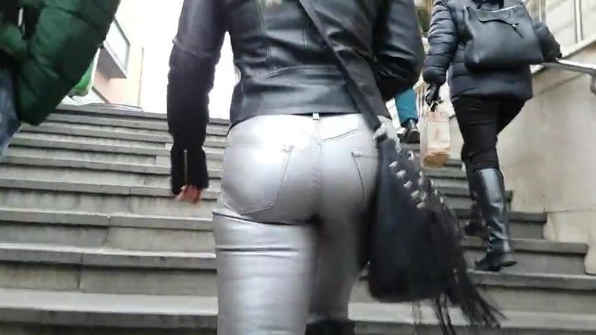 TIGHT SILVER JEANS PAWG
