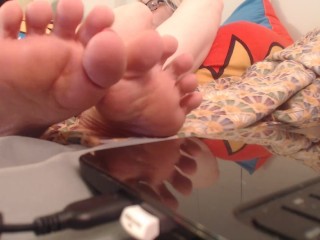 Beautiful Wiggling Toes Close Up While Gamer Girl Watches Dragonball