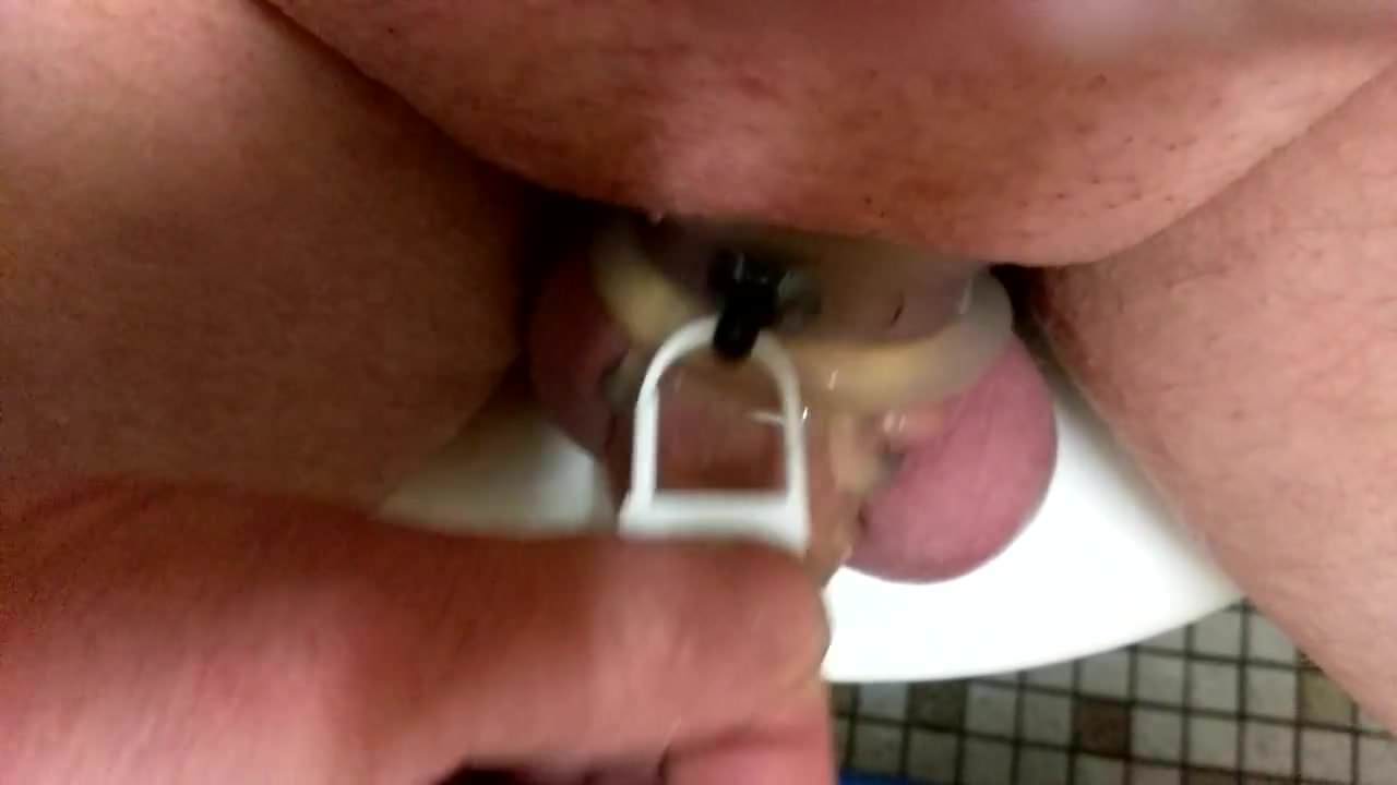 SLUT PUMPS HER CLIT AND THEN TORTURES IT WITH AN ELECTRIC TOOTHBRUSH