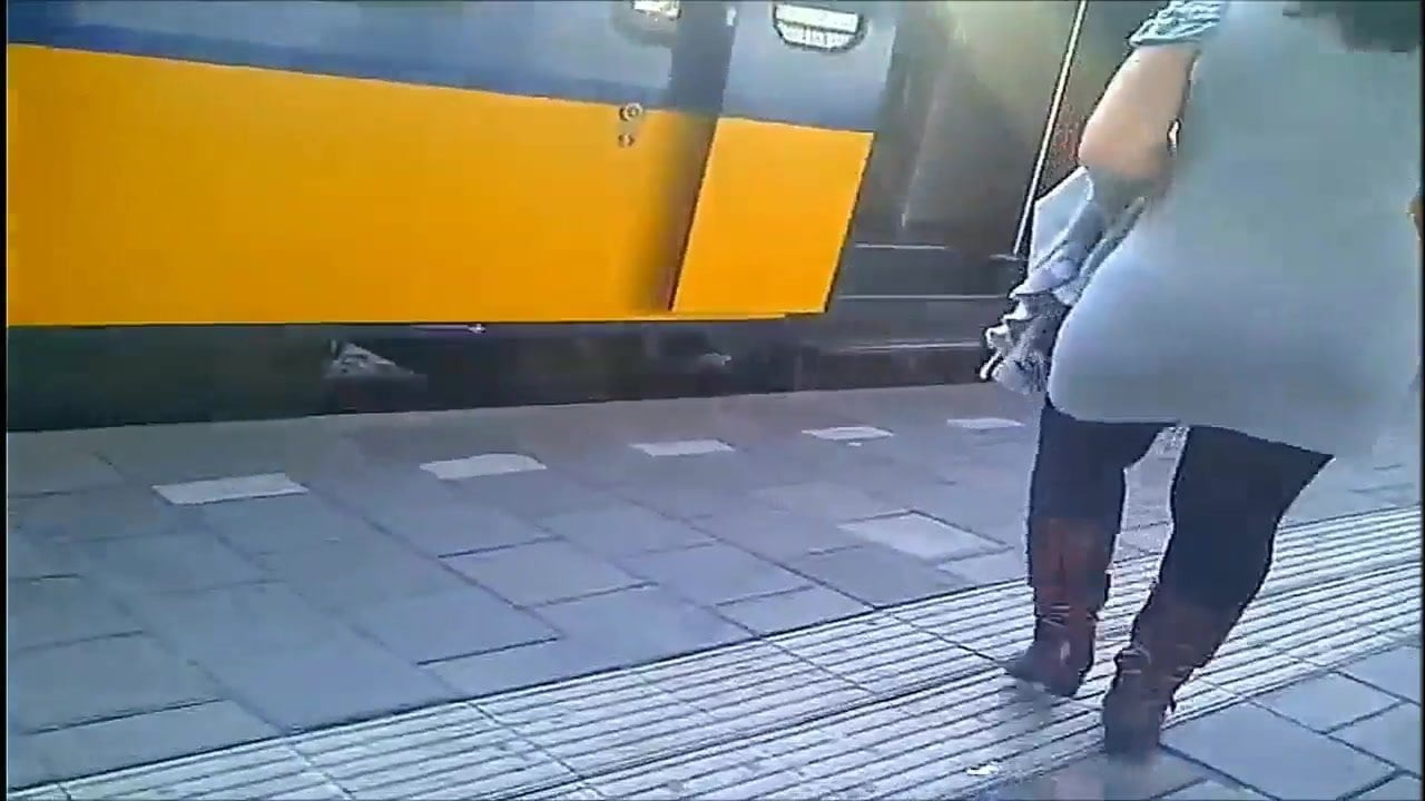 Dutch girl in the trainstation