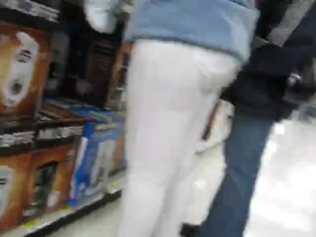 tight white pants 2