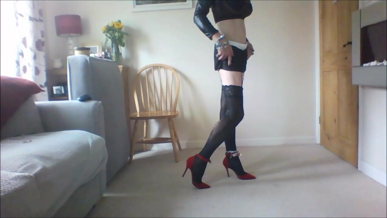 Short legs vid for page