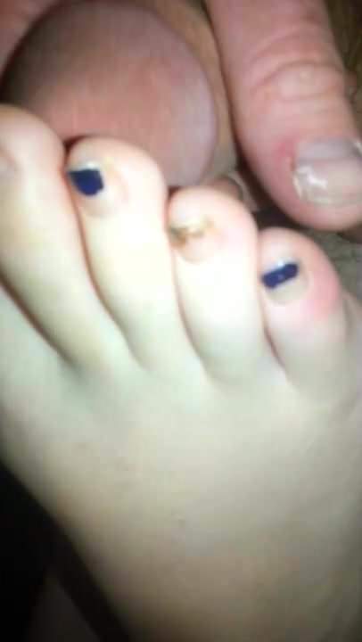 Stinky toes after work footjob