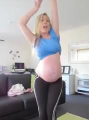 Pregnant Sexy Dancing