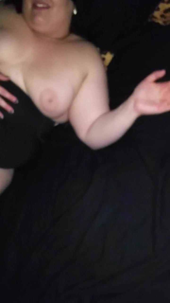 Fisting & Hot Fucking With Rubber Hand. Young bbw
