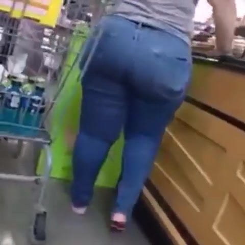 HUGE DONK BOOTY