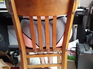 She pushes her big ass through a chair!
