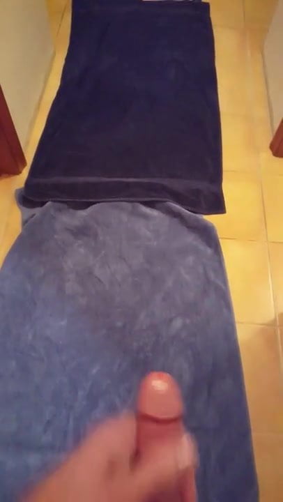 Cumming Far, 2 Towel lengths long