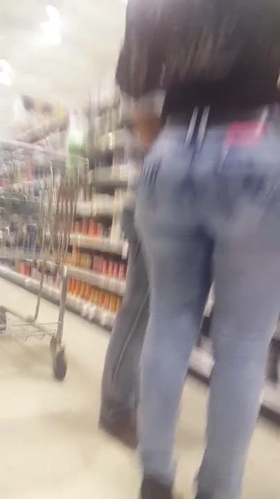 Round Latin booty at Publix 3