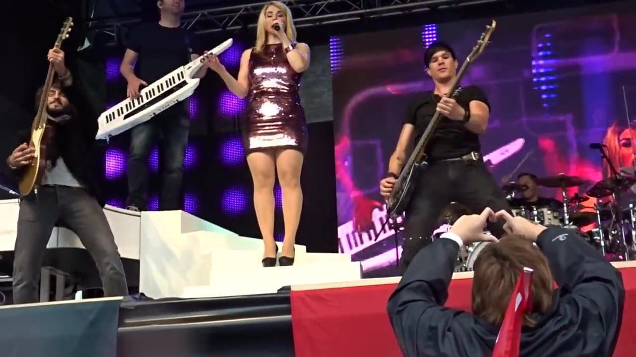 Beatrice Egli Singer Sits On Chair Pussy Upskirt Stage Ups