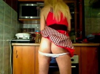 Naughty lady Bare Arse in Kitchen