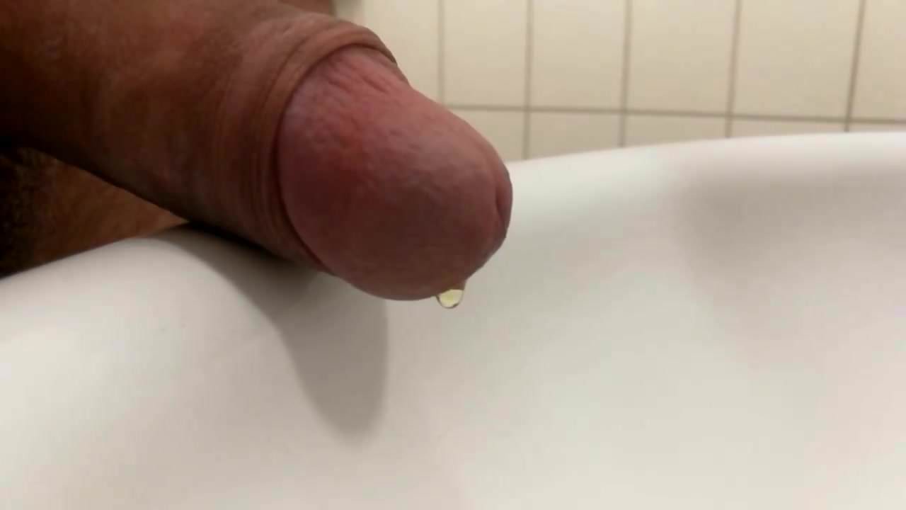 Hot pissing at work
