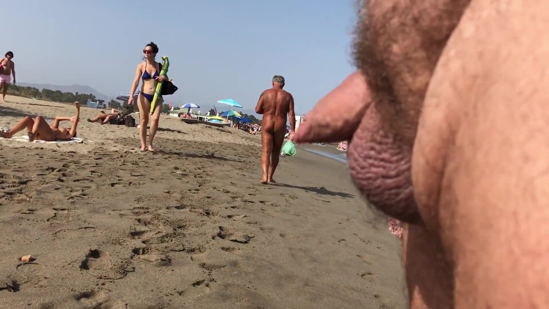 CFNM Small Dick on Nude beach