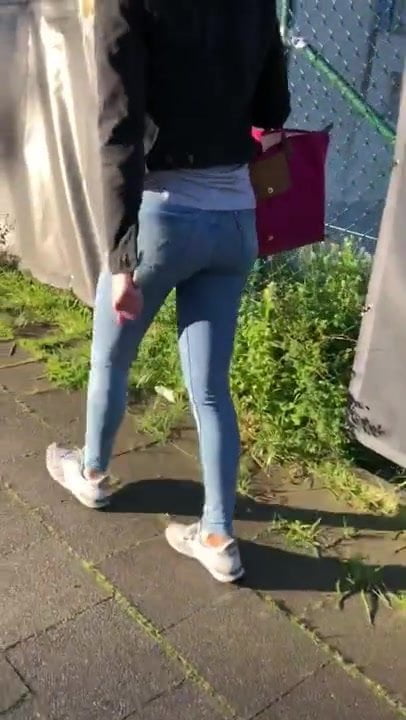 Jeans Ass 2