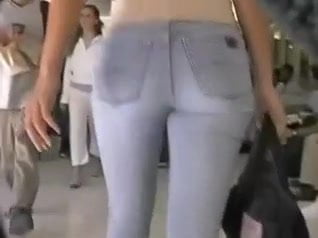 Joli cul en jean Tight ass