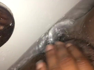 Pussy Bath Time