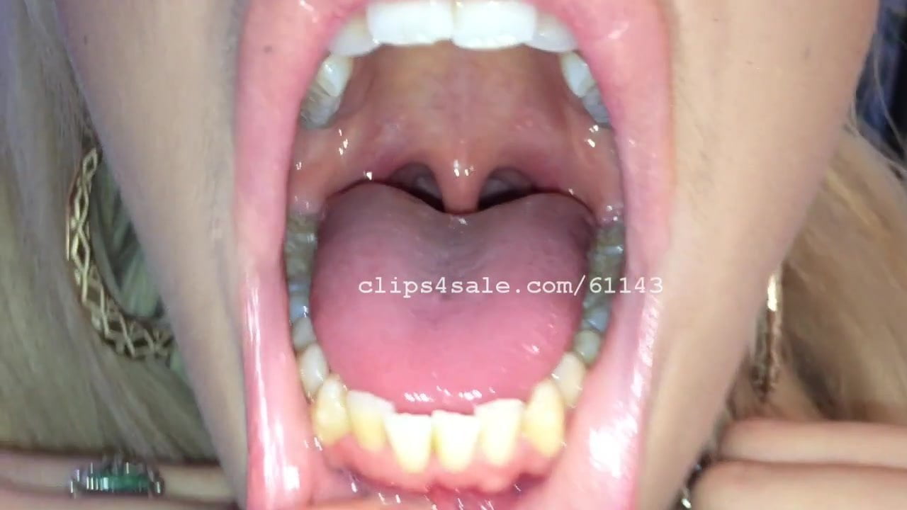 Mouth Fetish - Vyxen Mouth Video 1
