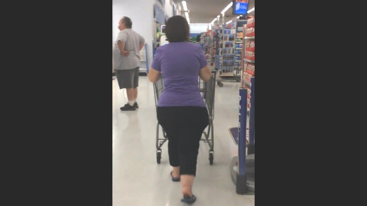 Wide Fat Ass Gilf on Repeat Pt 2