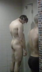 hot guys public showers caught dochas espiando
