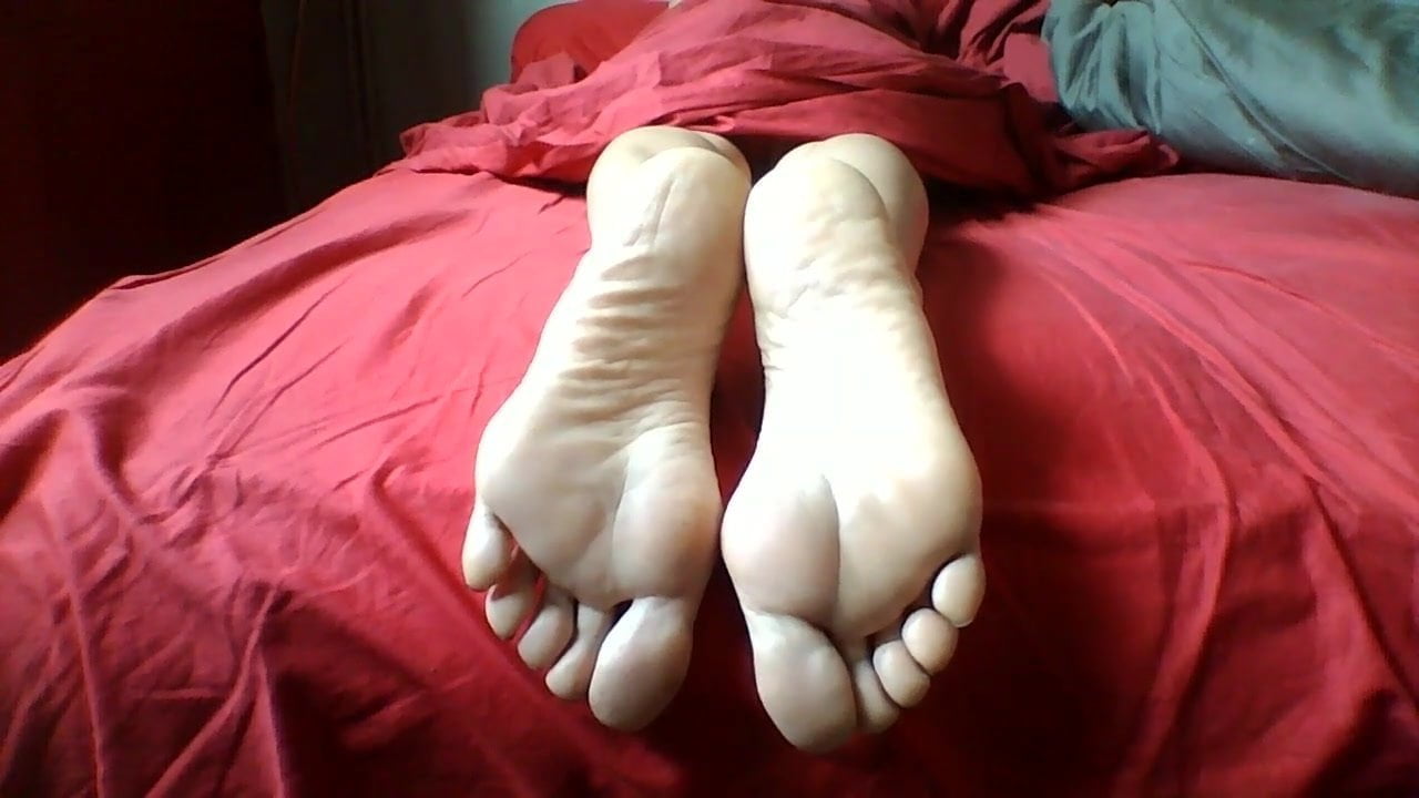 Her gorgeous soles 2