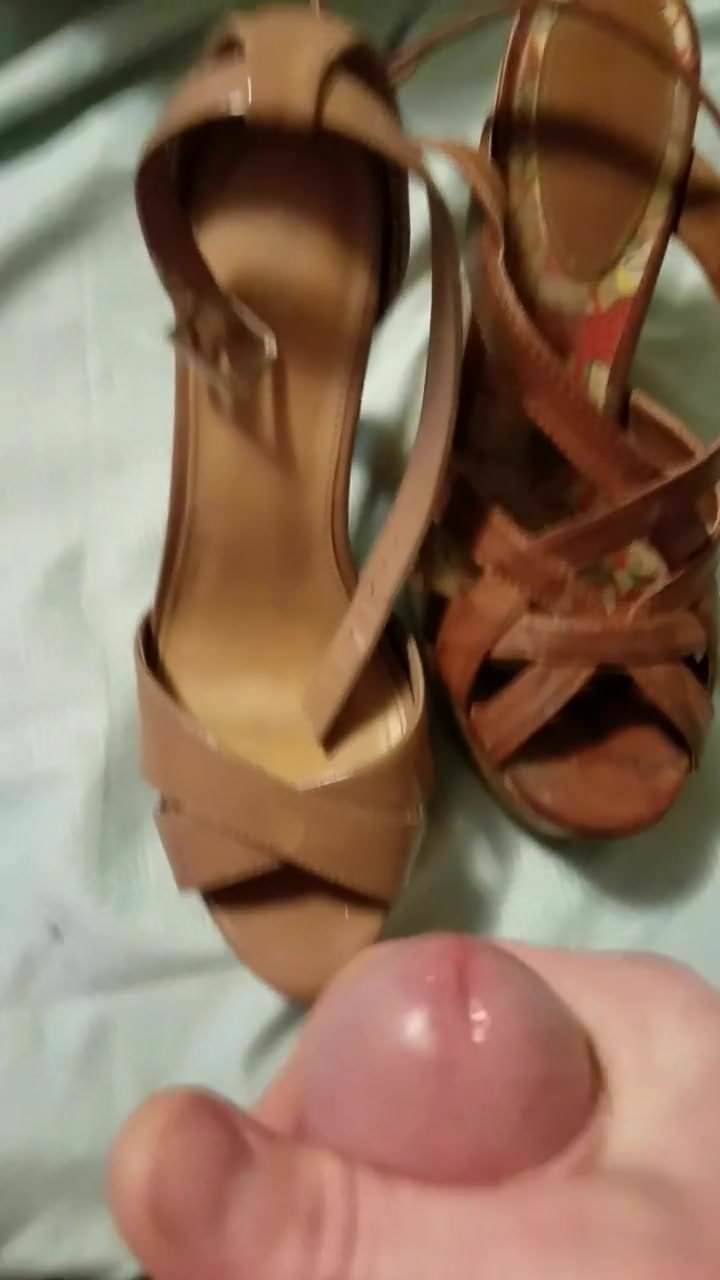Cumming in wife's heels