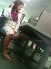 Candid Incredibly Sexy Latina Feet in Computer Lab