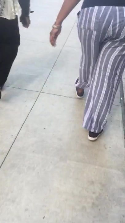 Bbw booty granny in stripped pants 