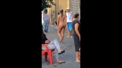 Nude Shemale walking on the street!!!