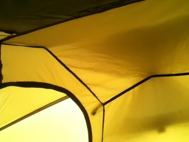 Branle sous la tente