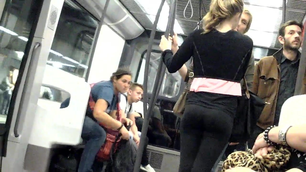 Nice ass from teen in french metro
