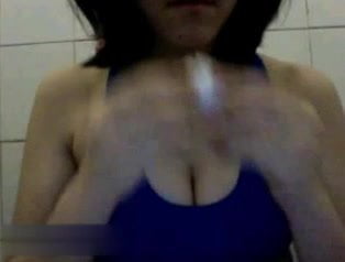  Omegle Fat and Hot - part 2 : toilettes PPH 
