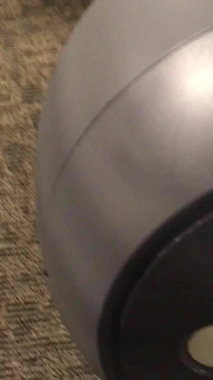 Enormous black booty at the gym
