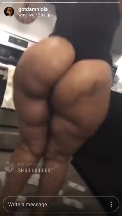 The Way She Throw Thats ass U will Nut!