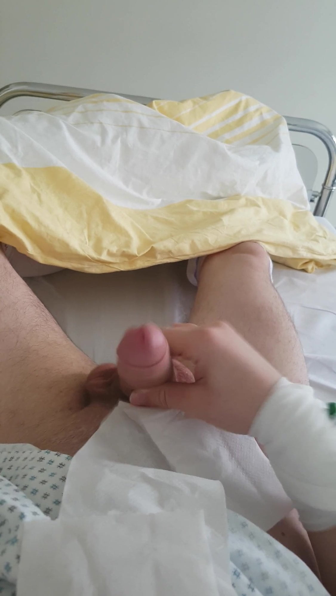 wank in the hospital bed