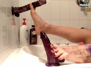 HandJoy * Goddess Hira, Footjob to 2 dildos at the same time in the bathtub