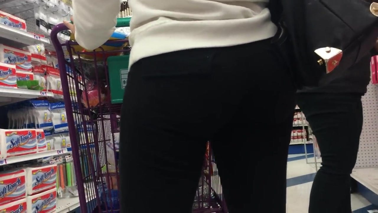 another big ass in tights