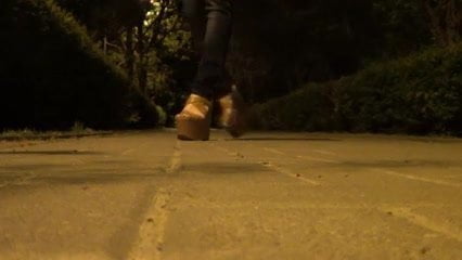 walking in platform sandals