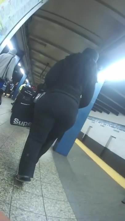 Heavy Black Candid Pear Phat Booty