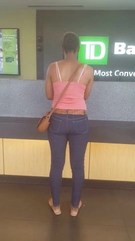 bubble butt milf at tdbank 1