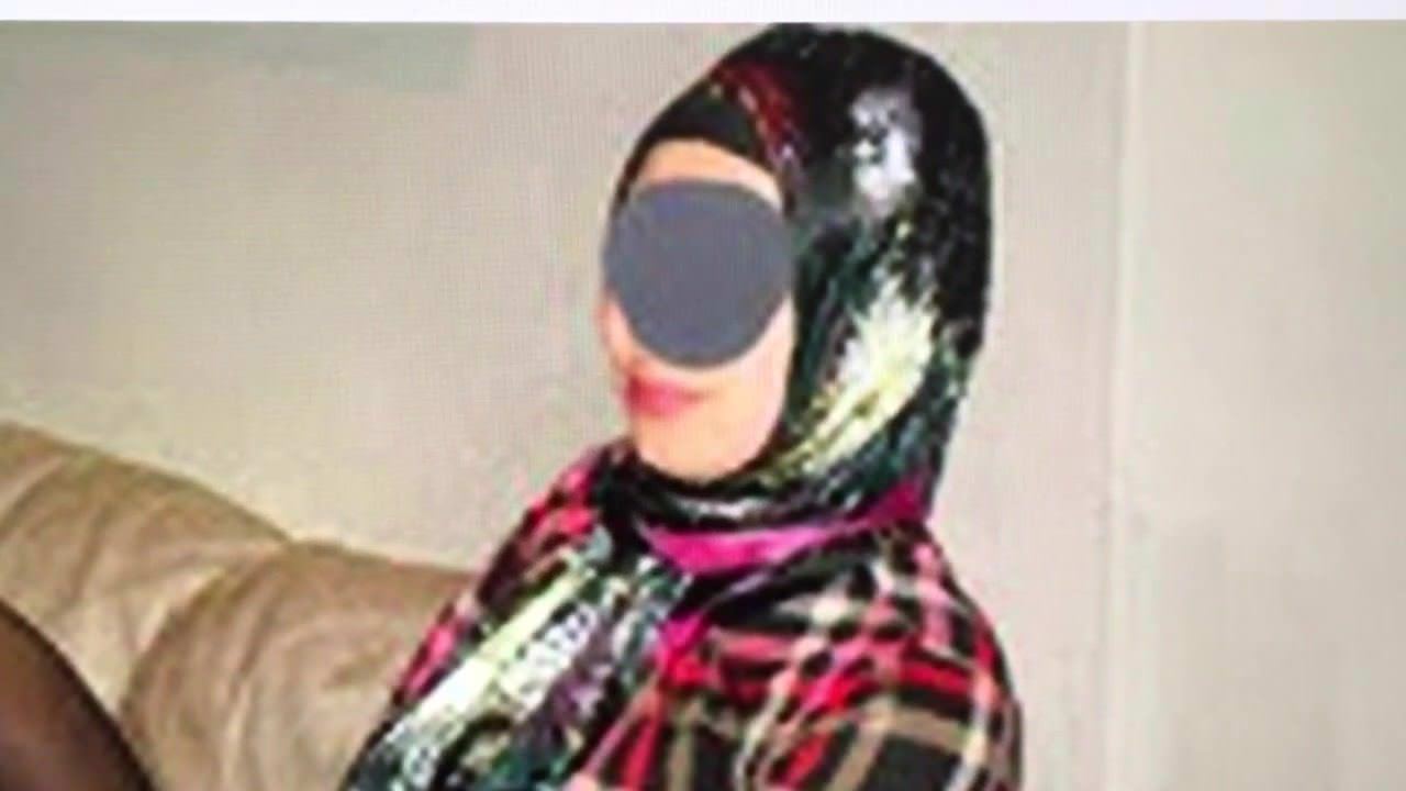 Slut turban turkish girl in Shiny black pantyhose 