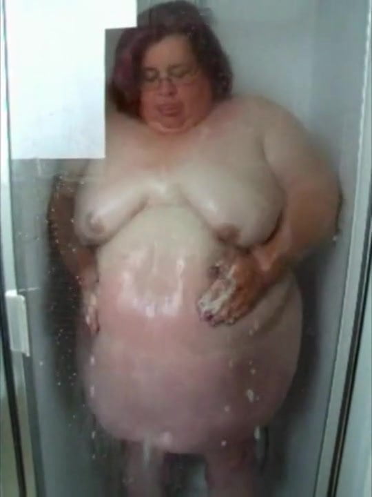 Big Belly Mama Takes A Shower