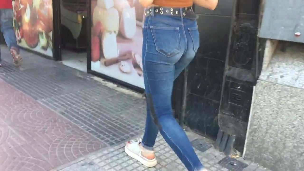 candid ass in tight jeans sexy teen 1
