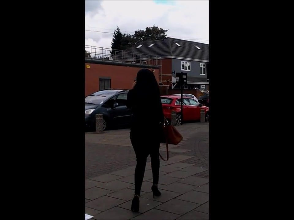British Bengali Candid Ass ( Tried My Best To Record)