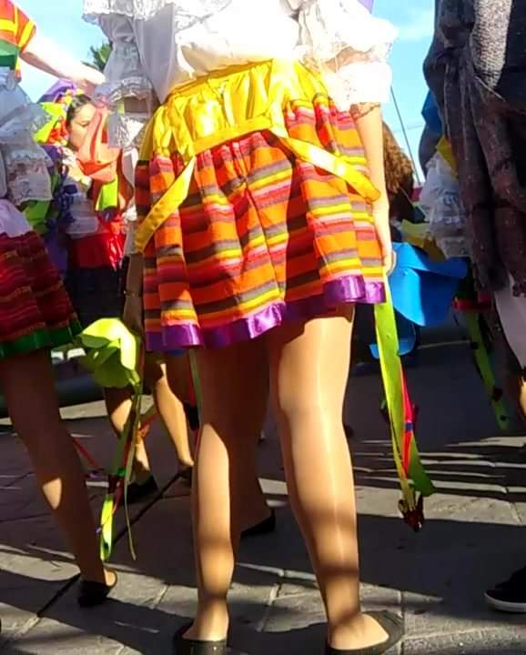 piernas en el carnaval