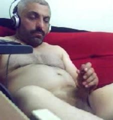 Masturbating Turkey-Turkish Bear Can Is A Real Man