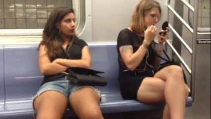 NYC subway voyeur 2 hot babes