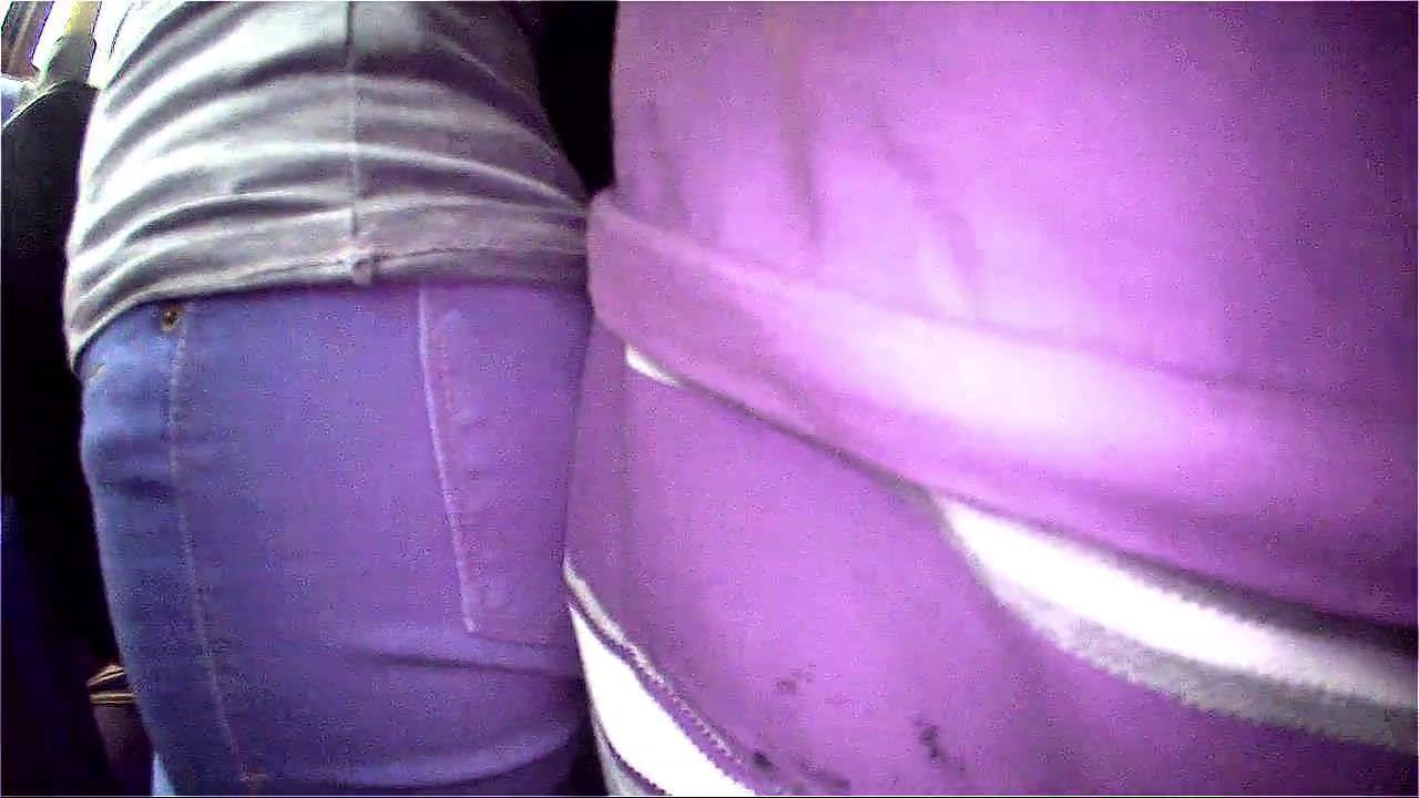 Having a quivering orgasm in my yoga pants