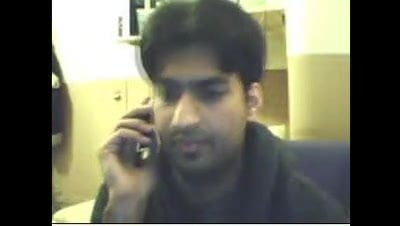 Pakistani Guy Azim Attari showing on cam