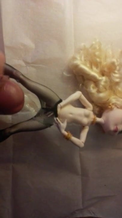 Ever After High Doll: Apple White First Cumshot
